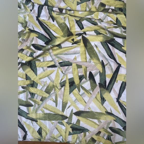 Collection XL Top - Picture 7 of 10